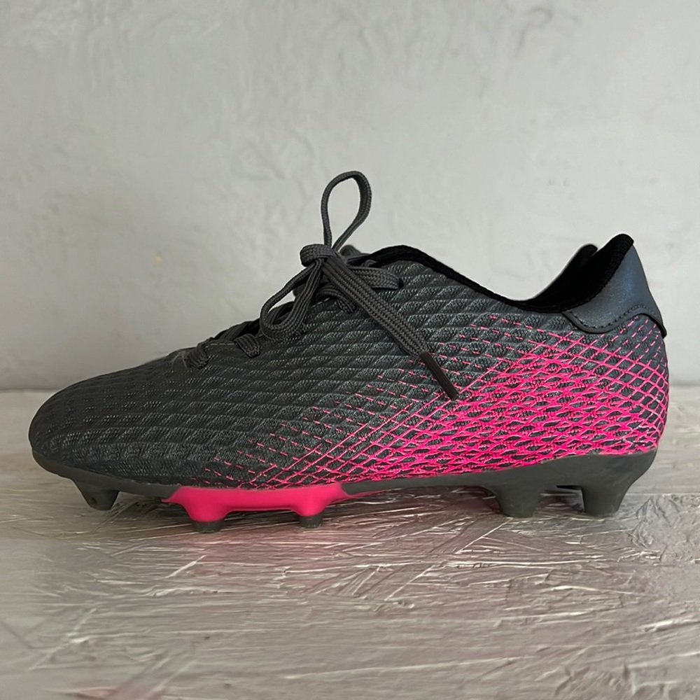 Girls soccer cleats